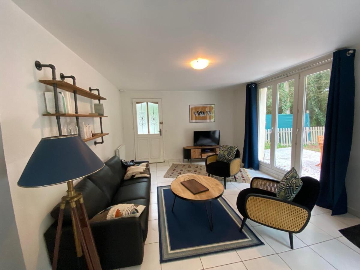 Maison Dans Parc Prive, Sports Et Loisirs Proche Golf Du Coudray Montceaux Le Coudray-Montceaux Εξωτερικό φωτογραφία